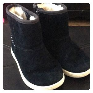 Ugg Girl Size 9 EUC